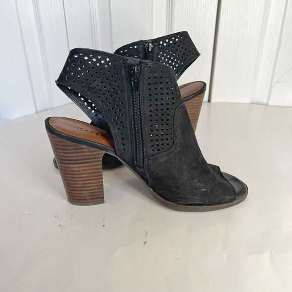 Lucky Brand Lizara Perforated Peep Toe Block Heel Bootie Sandal - Picture 7 of 13